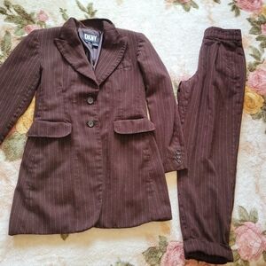 Dkny set suits women